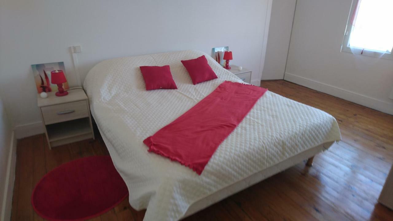 Appartement De 79 M² A 500 Metres De La Cure Jonzac Eksteriør billede