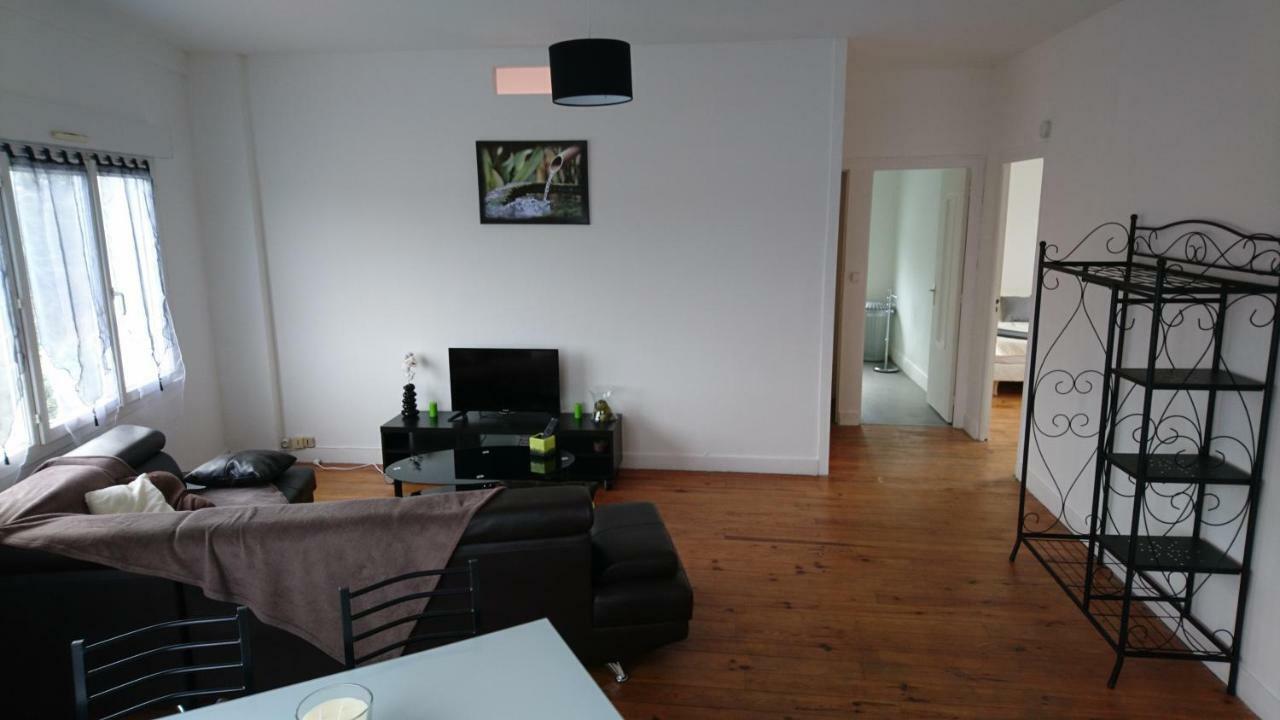 Appartement De 79 M² A 500 Metres De La Cure Jonzac Eksteriør billede